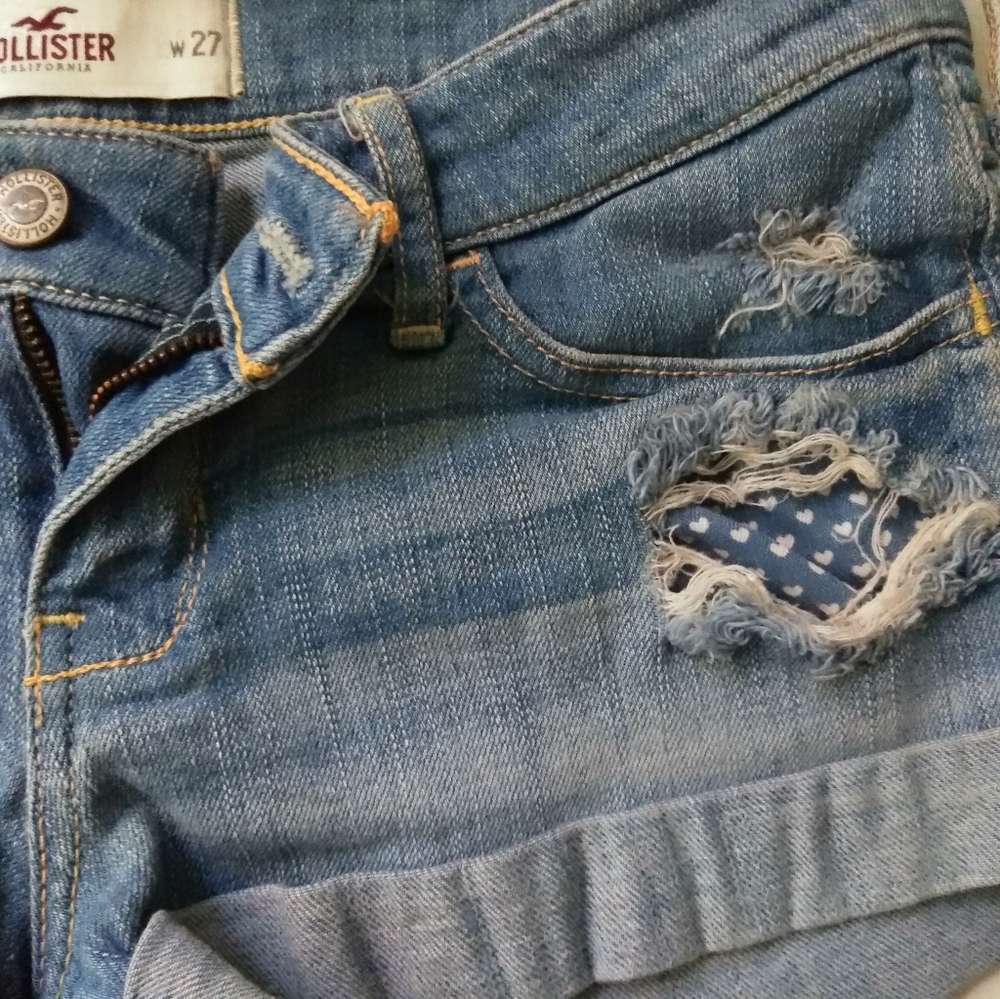 Shorts - Picture 5 of 6